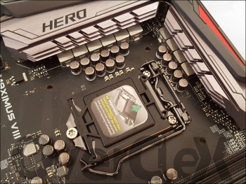 Asus_M8Hero_photo3